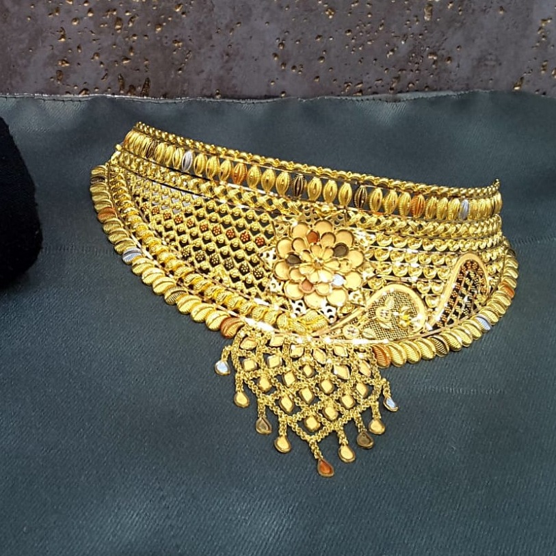 916 Gold Indian Design Choker Set