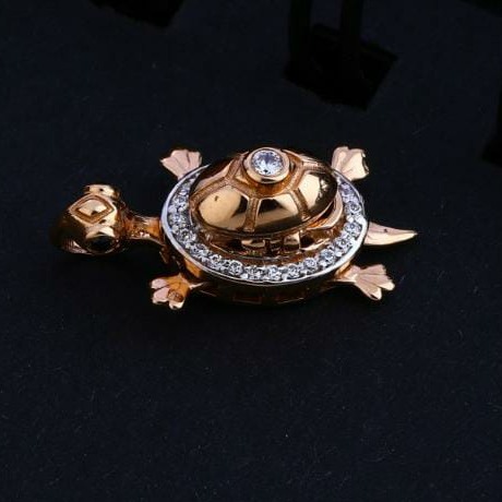22K Gold CZ Diamond Tortoise Design Pendant