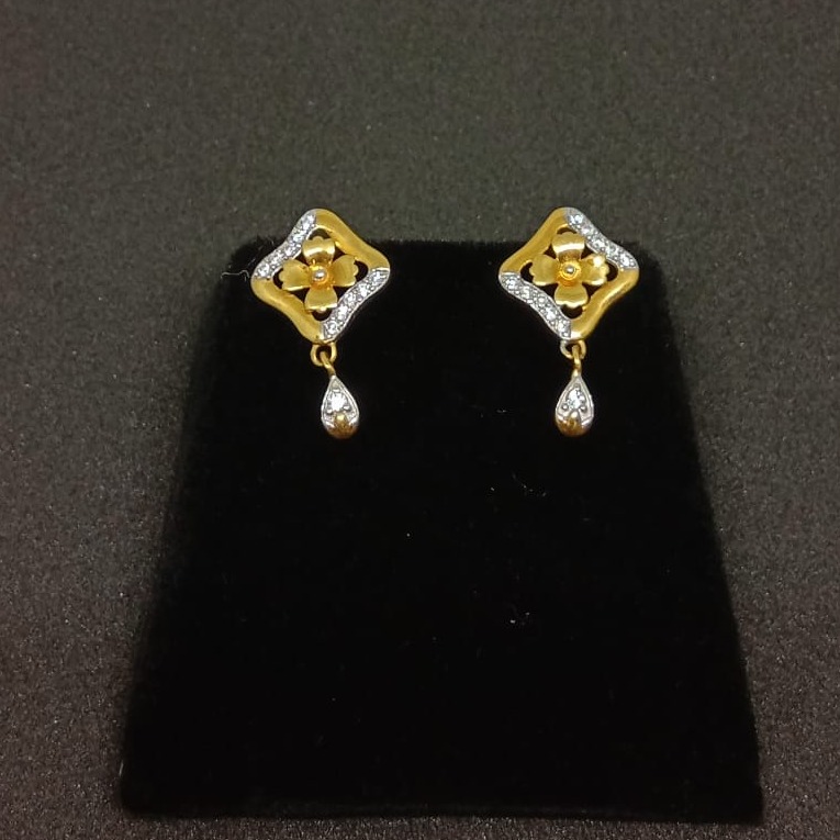 916 Gold Fancy CZ Diamond Earring MJ-E013