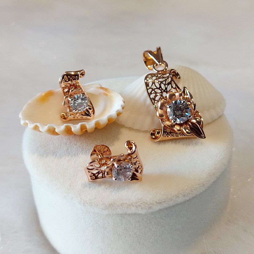Rose Gold Pendant
