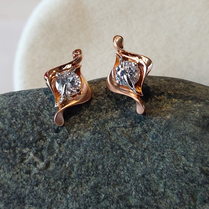 Rose Gold Pendant - Image 3