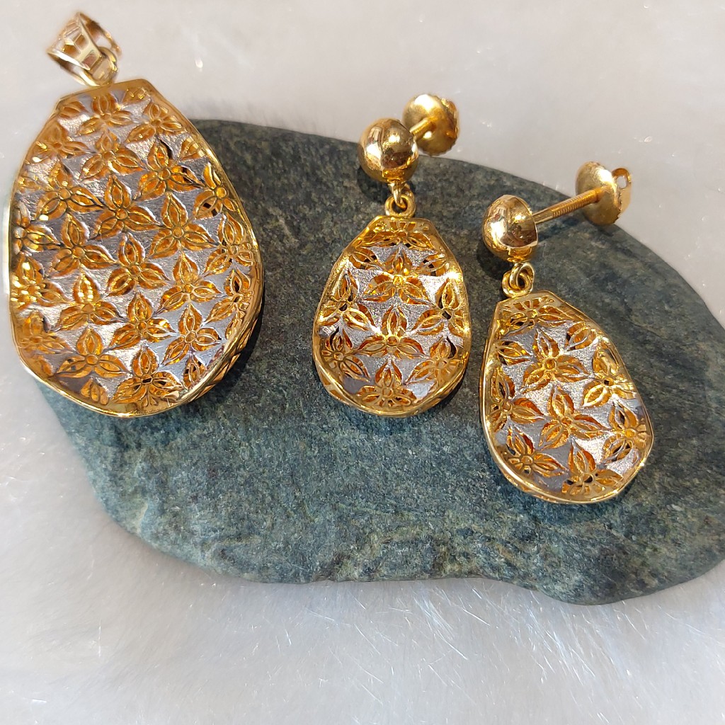 Italian Pendant Set