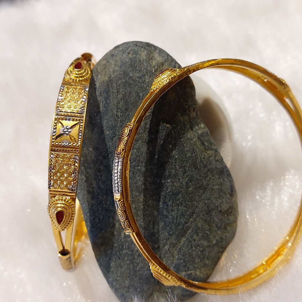 916 Gold Double Pipe Kadli Bangle - Image 3