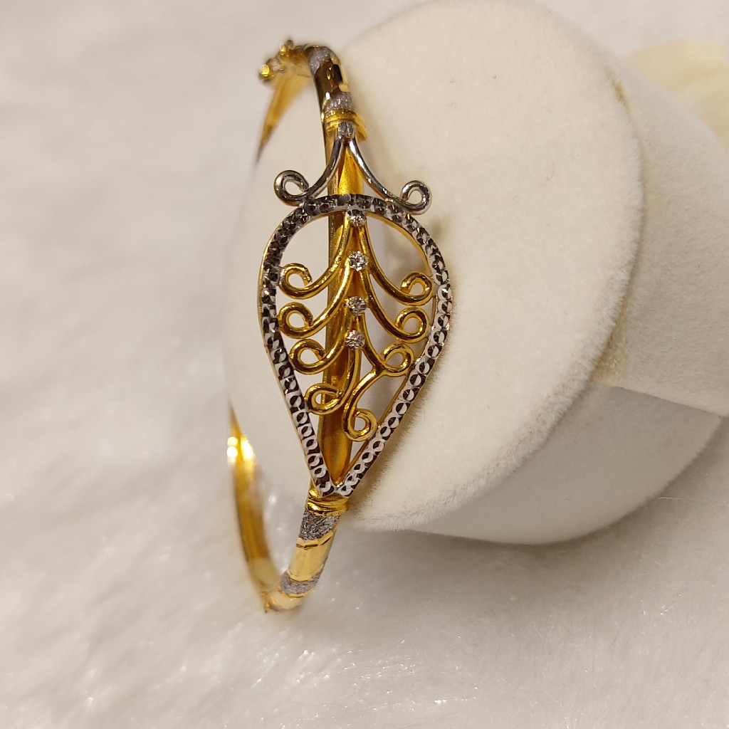 Ladies bracelet