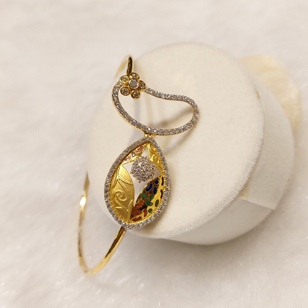 Ladies bracelet