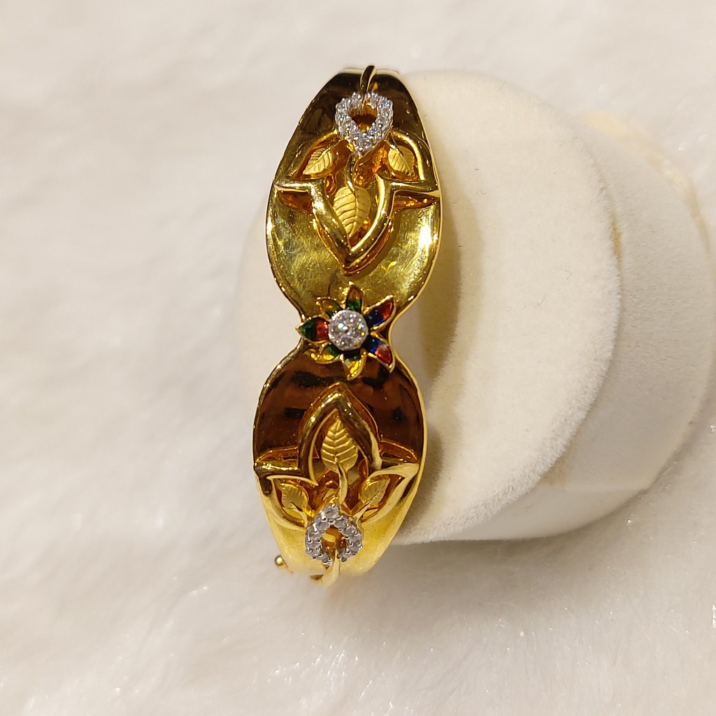 Ladies bracelet