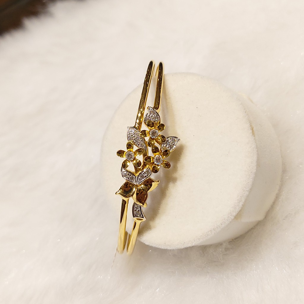 Ladies bracelet