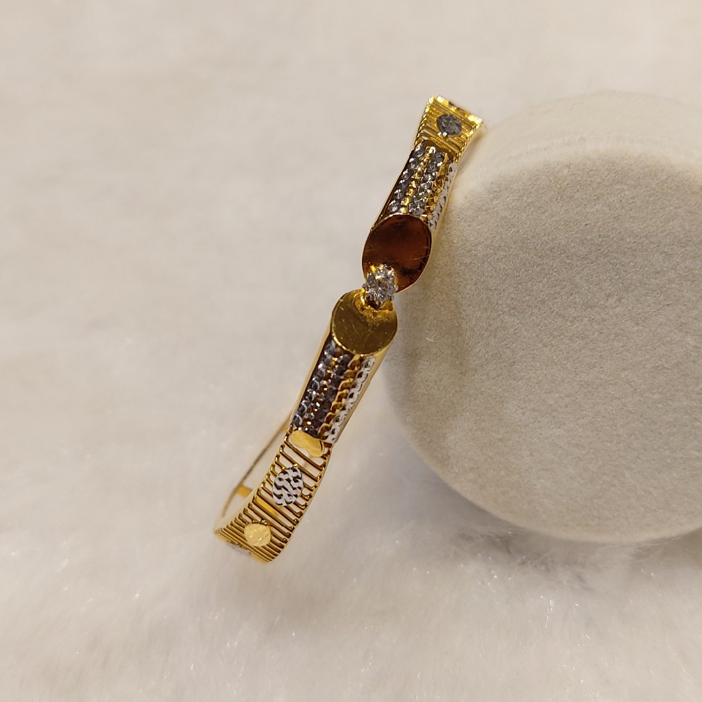Ladies bracelet