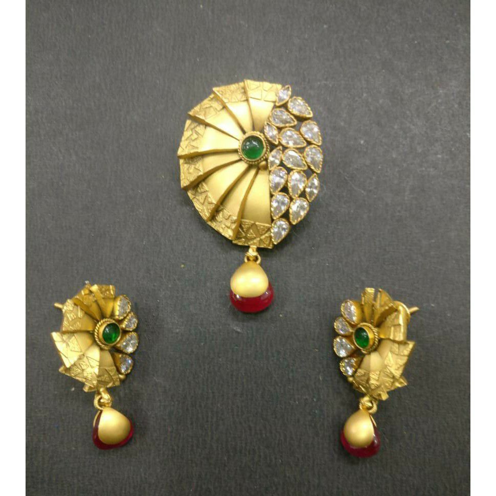 916 gold antique pendant set