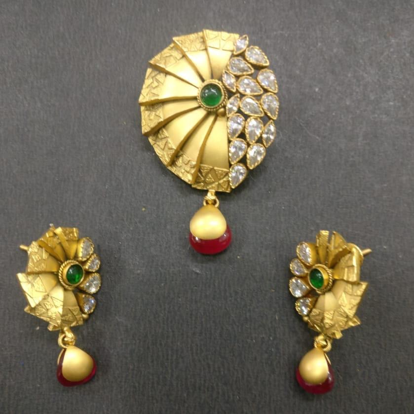 22Kt Gold Attractive Color stone Pendant Set BJ-PS002