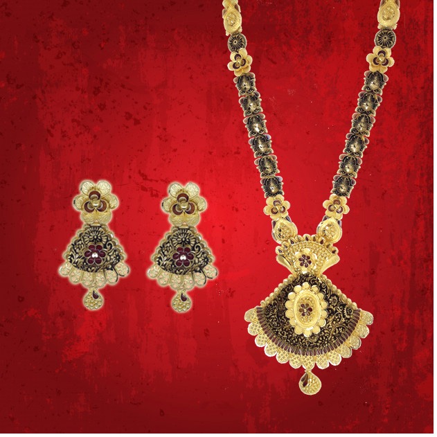 ANTIQUE SET