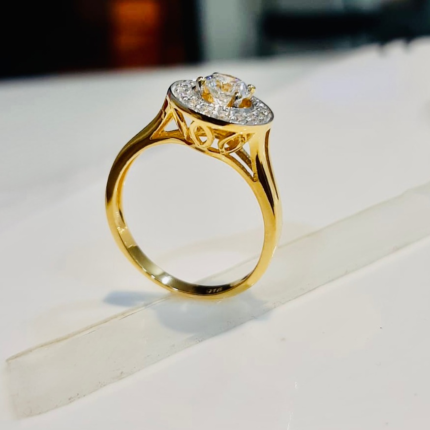22kt, 916 hm, gold, square of diamonds Ring for women