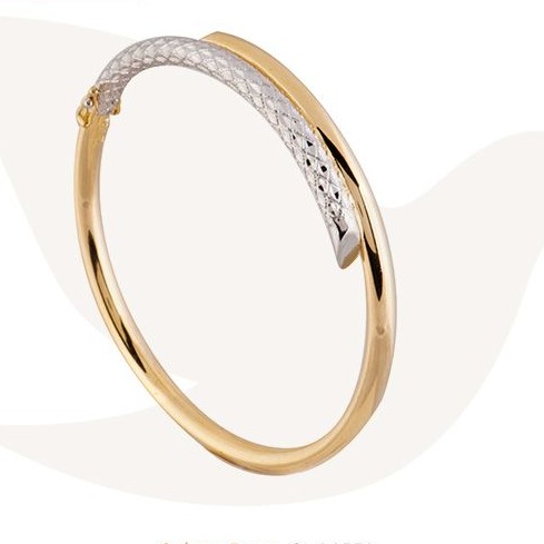 22kt, 916 Hall-Marked, Yellow Gold with white gold on other end Hand Band For Women JKB319