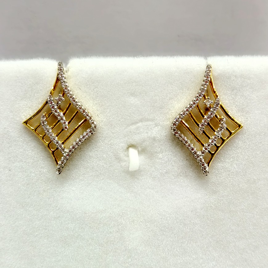 22kt, 916 Hm, Yellow Gold diamond brick design AD Jke136.