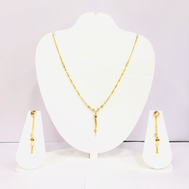 22kt, 916 Hm, hanging Pendant With earring and Chain JKC167