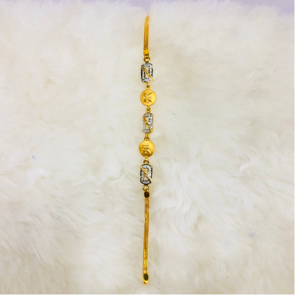 22kt, 916 Hall-Marked, Yellow Gold alternate yellow and white shapes Design Hand Band For Women Nmj