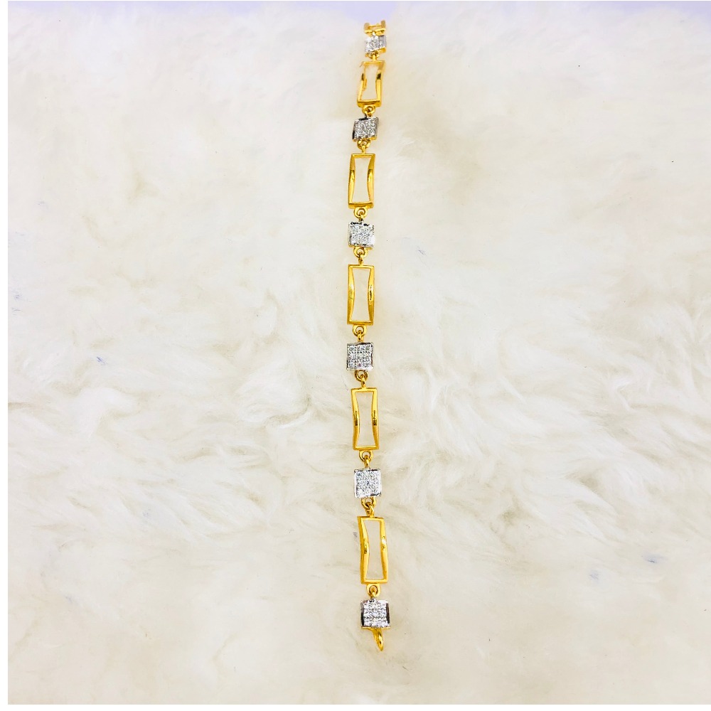 22kt, 916 Hall-Marked, Yellow Gold rectangle yellows and white rounds design Hand Band For Women Nmj