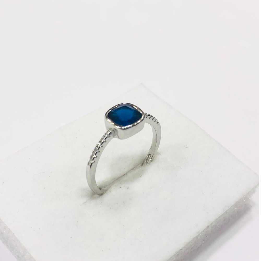 925 sterling silver blue diamond royal Ring for women
