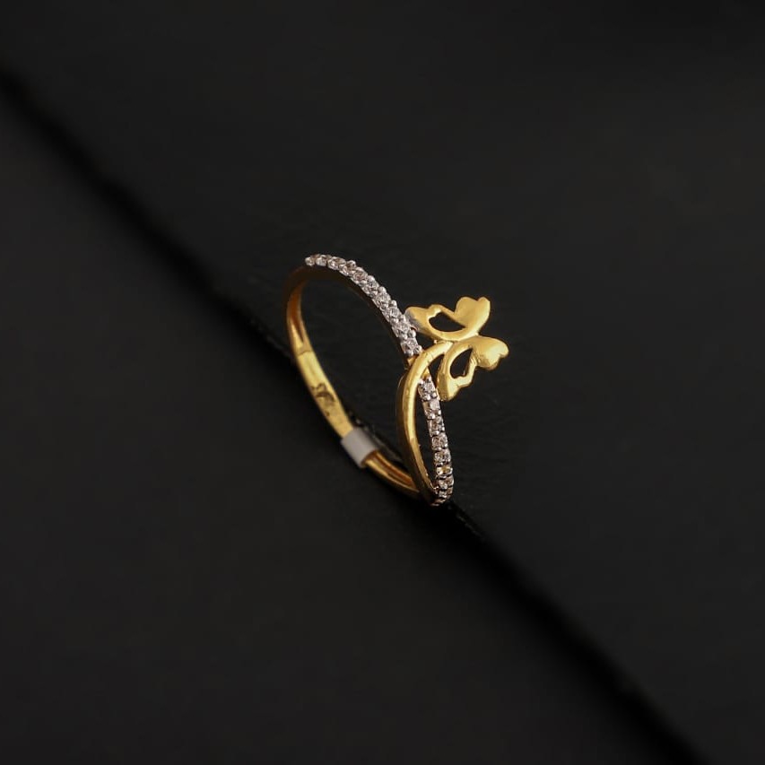 Ladies ring