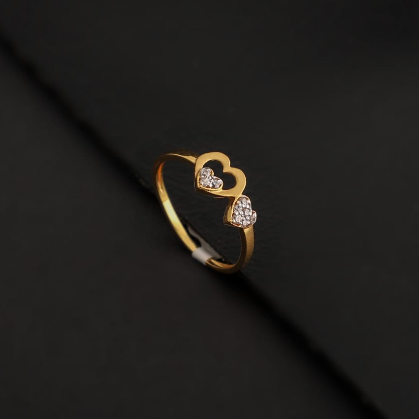 Ladies ring