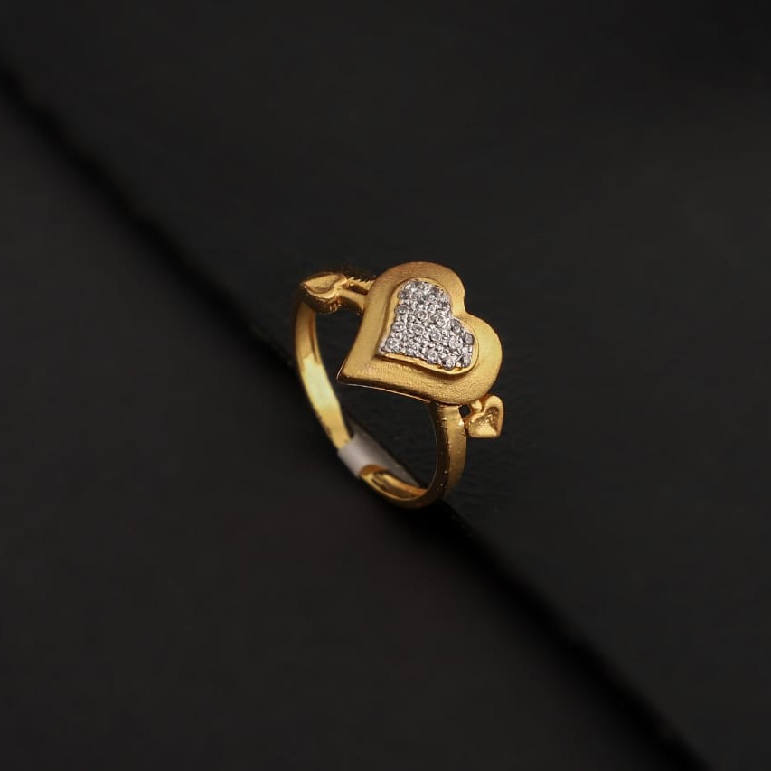 Ladies ring