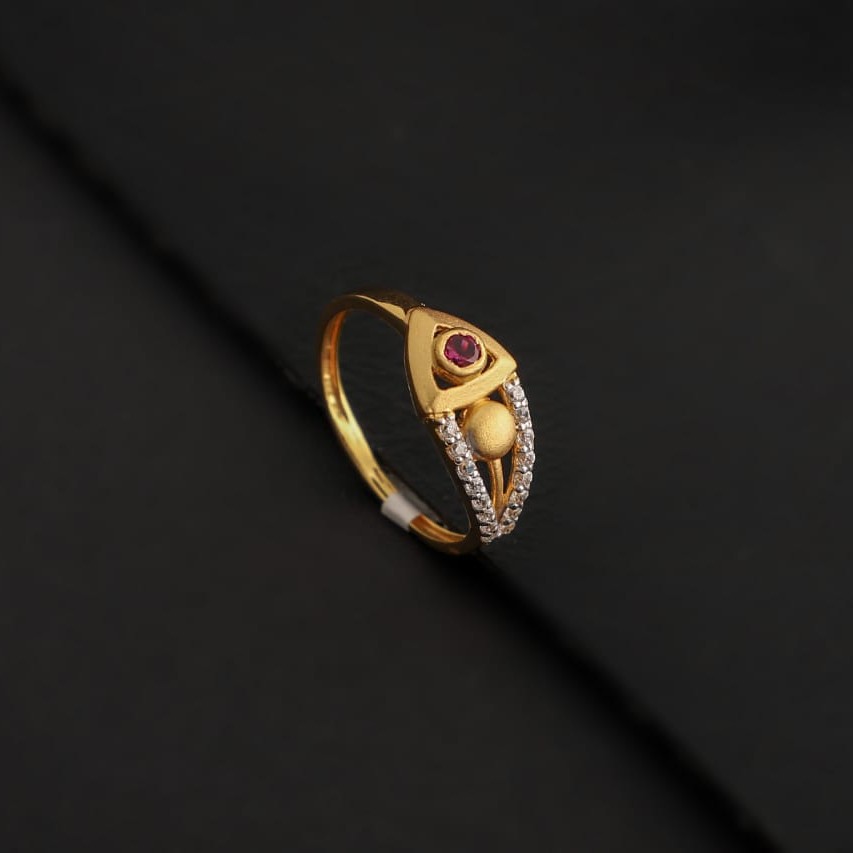 Ladies ring