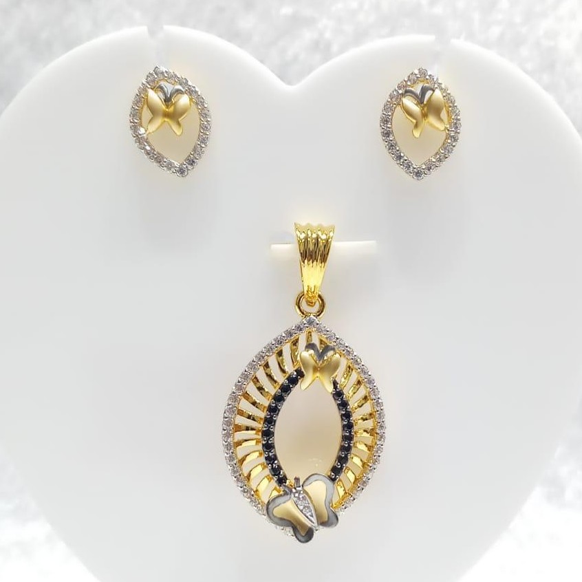 916 Gold CZ Pendant Set