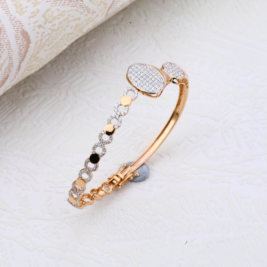 18kt rose gold light weight daily wear Bangle