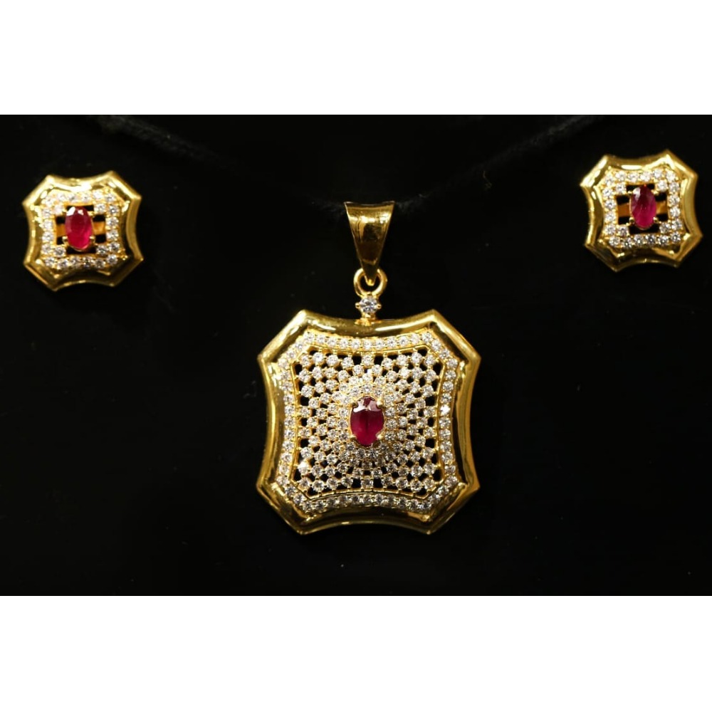 22KT Gold Pink Stone Pendant Set