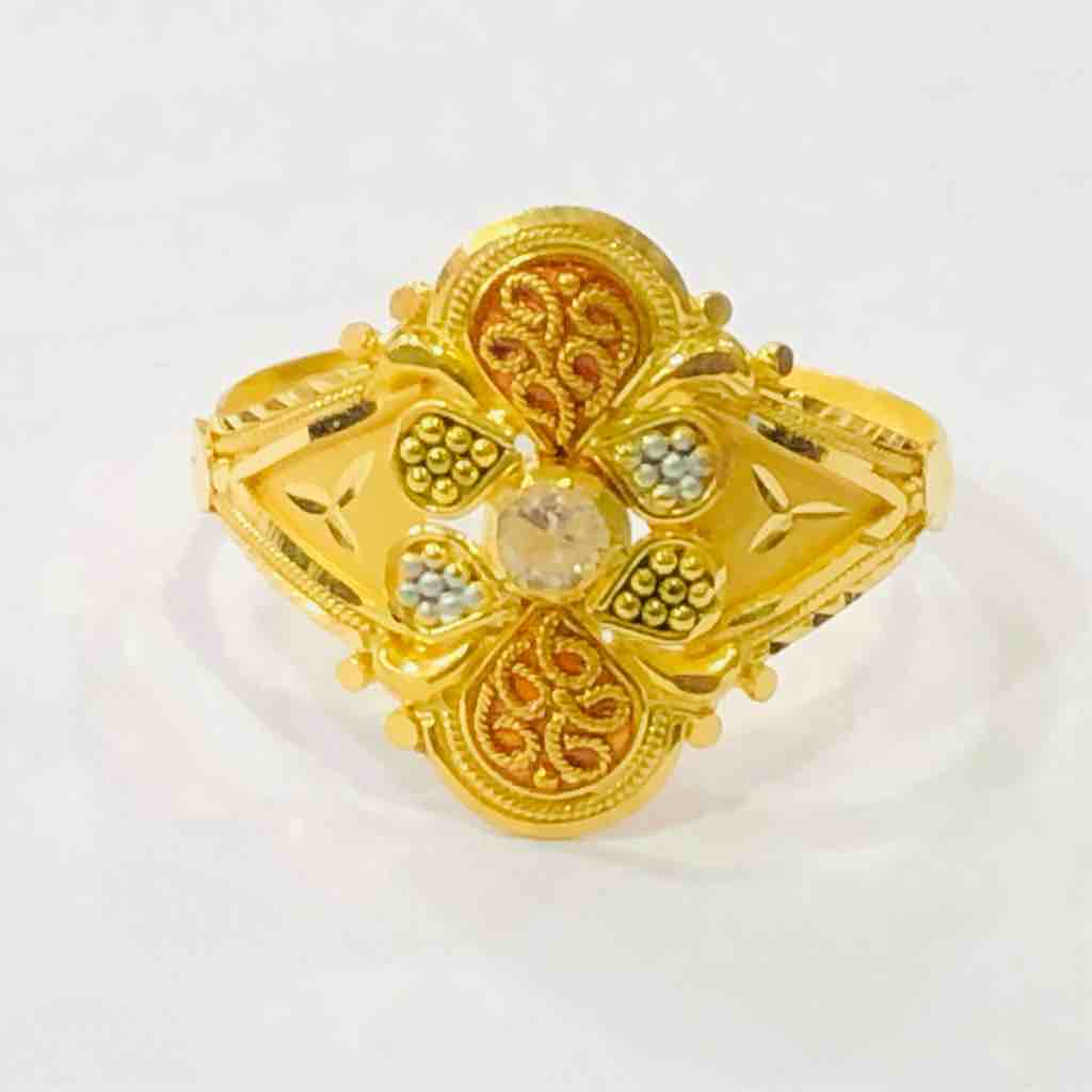 18kt plain gold ladies ring