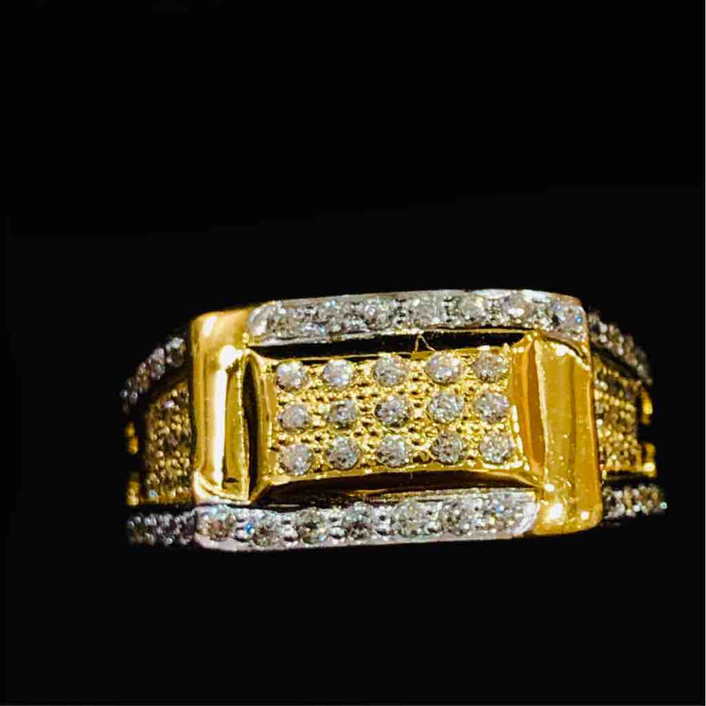 22KT Gold Handmade Gents Ring With Diamonds