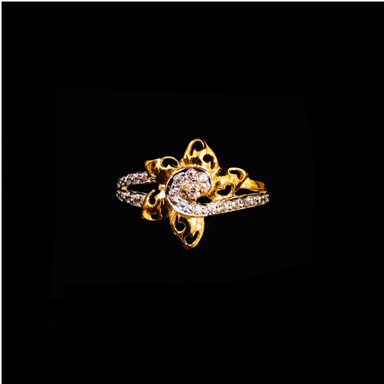 916 Gold CZ Diamond Ladies Ring