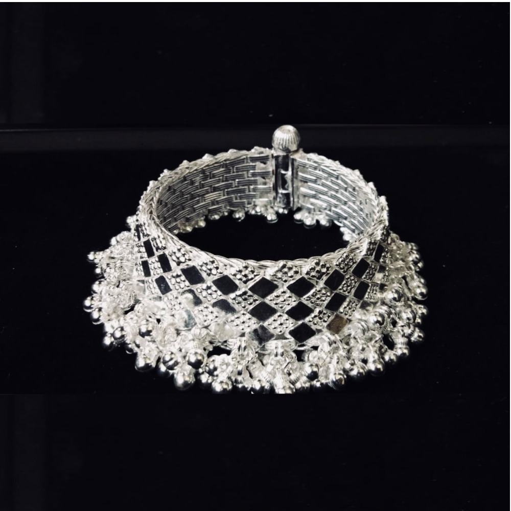 Classic Broad Size Silver Ghughari Payal