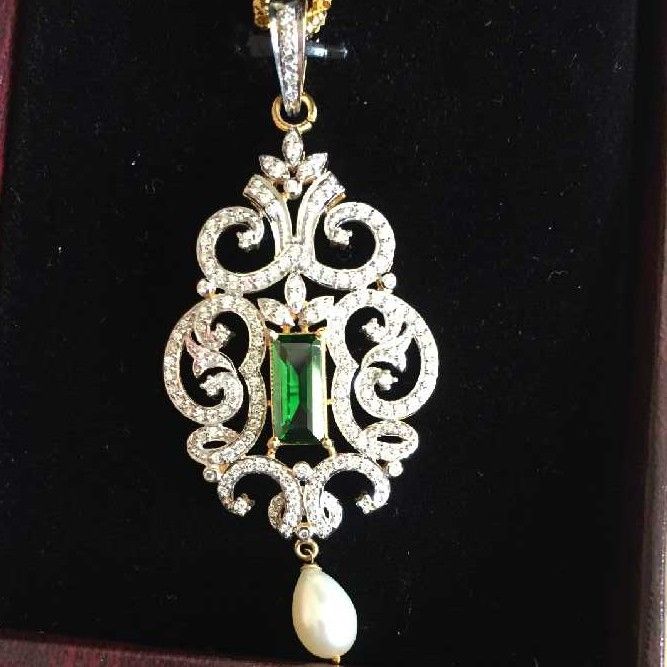 916 Gold Designer Pendant