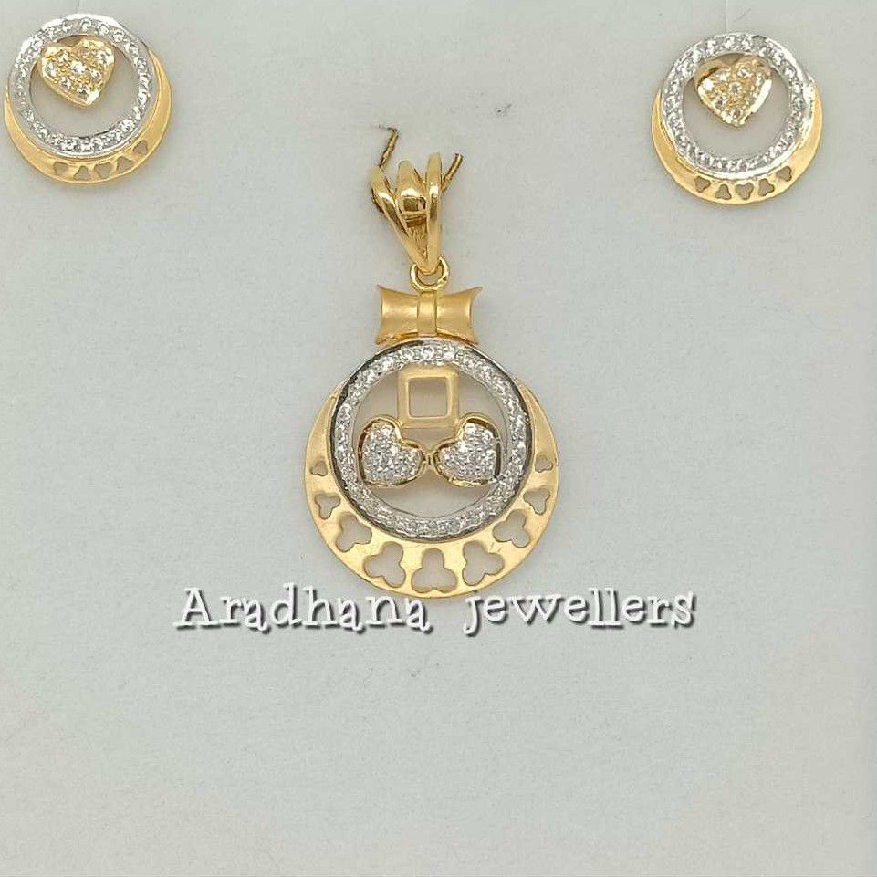 916 Yellow Gold Fancy Flower Design Pendant Set