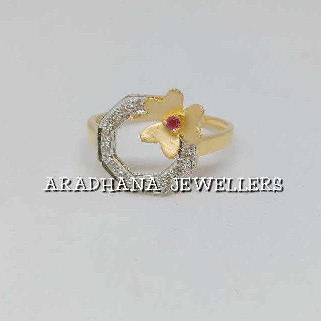 916 Gold Ladies Pink Stone Ring