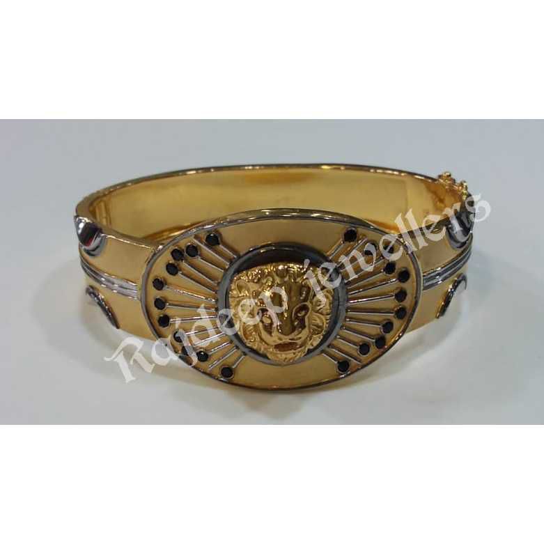916 Handmade Gold Lion Solid Bracelet