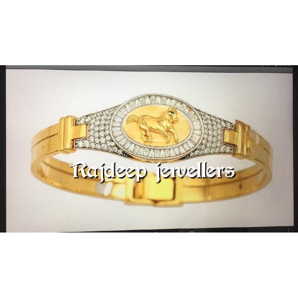 916 Gold Stylish Bracelet For Gents
