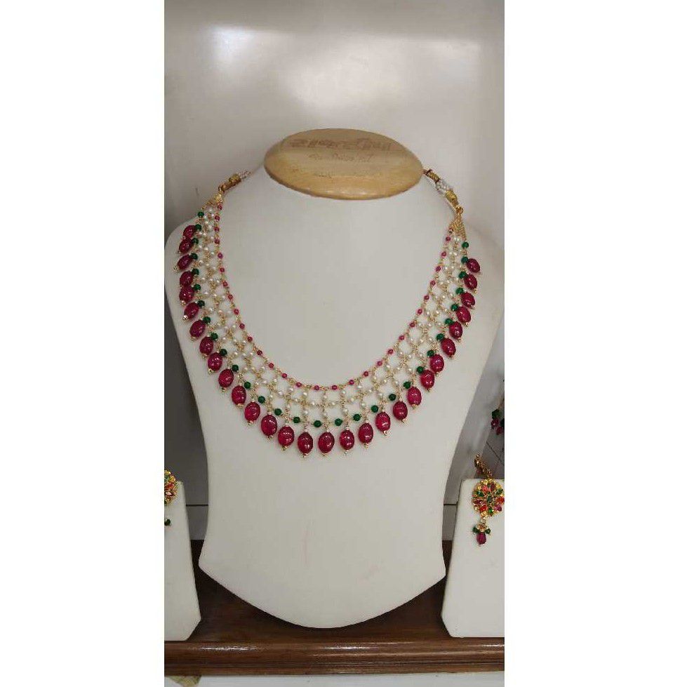20KT Gold Pearl Necklace