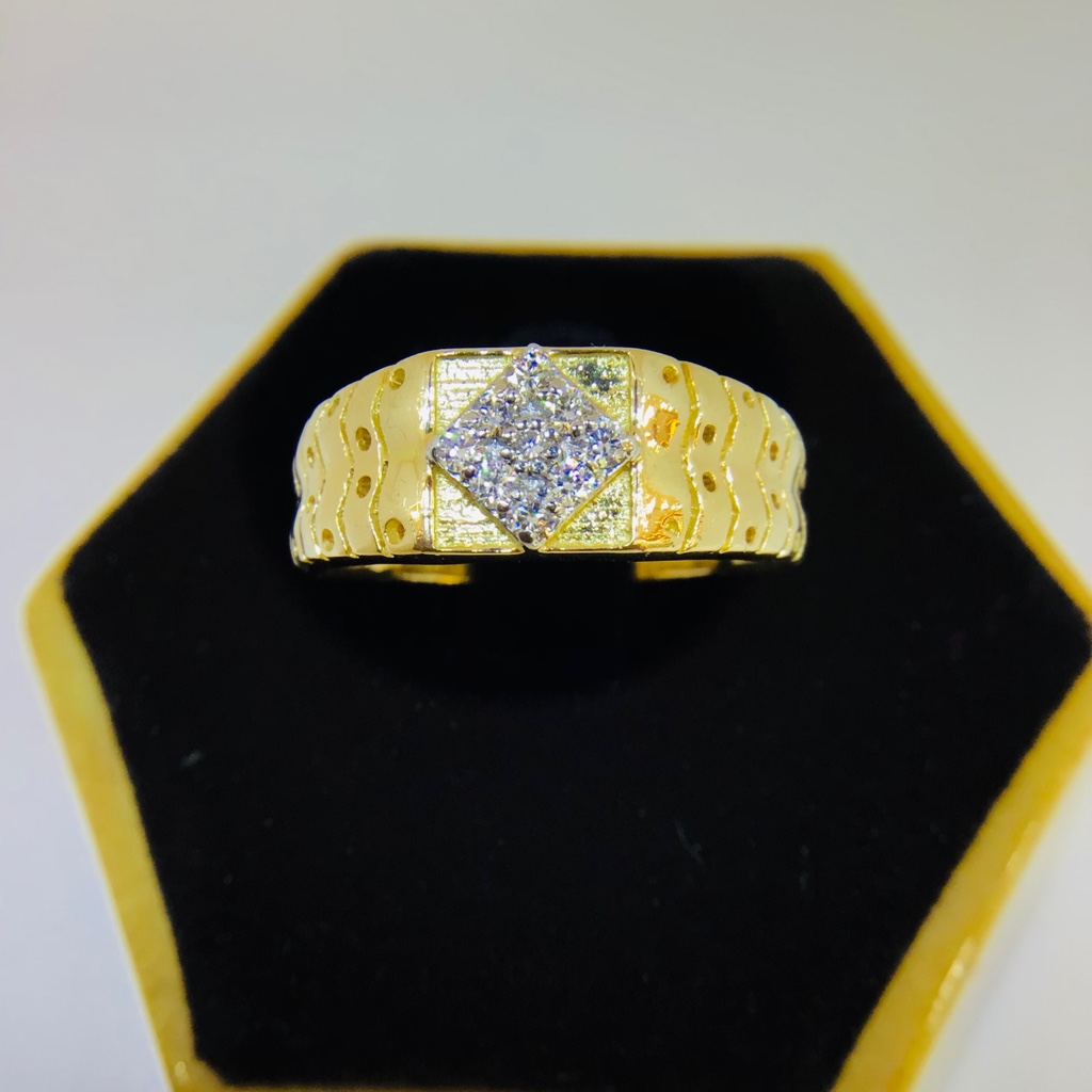 REAL DIAMOND RING