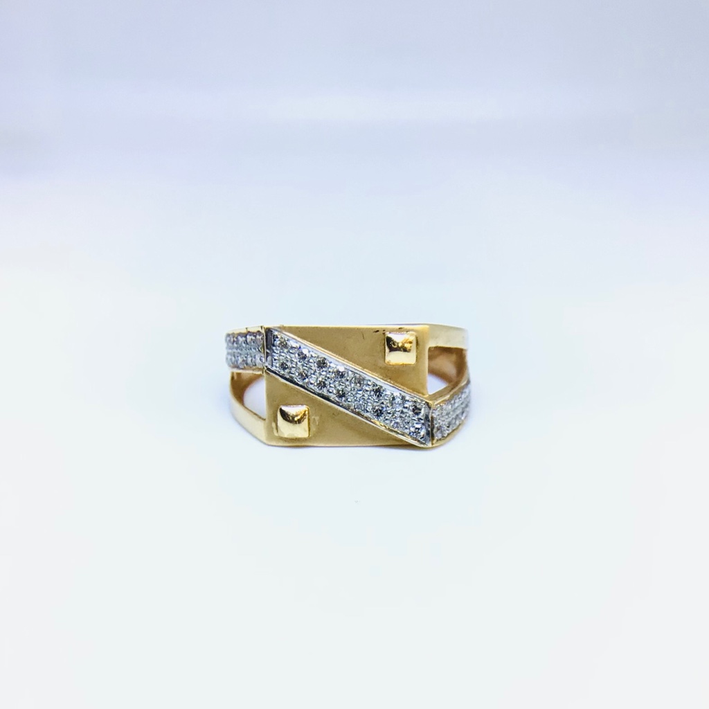 DESIGNING FANCY ROSE GOLD RING