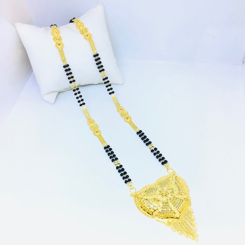 DESIGNING FANCY MANGALSUTRA