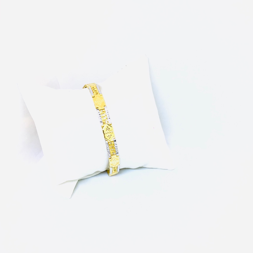 DESIGNING FANCY BRACELET