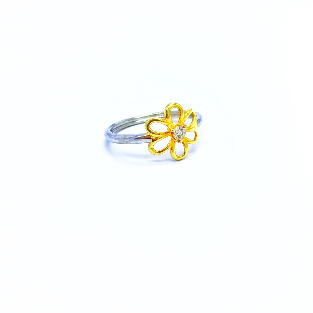 REAL DIAMOND FANCY FLOWER RING - Image 2