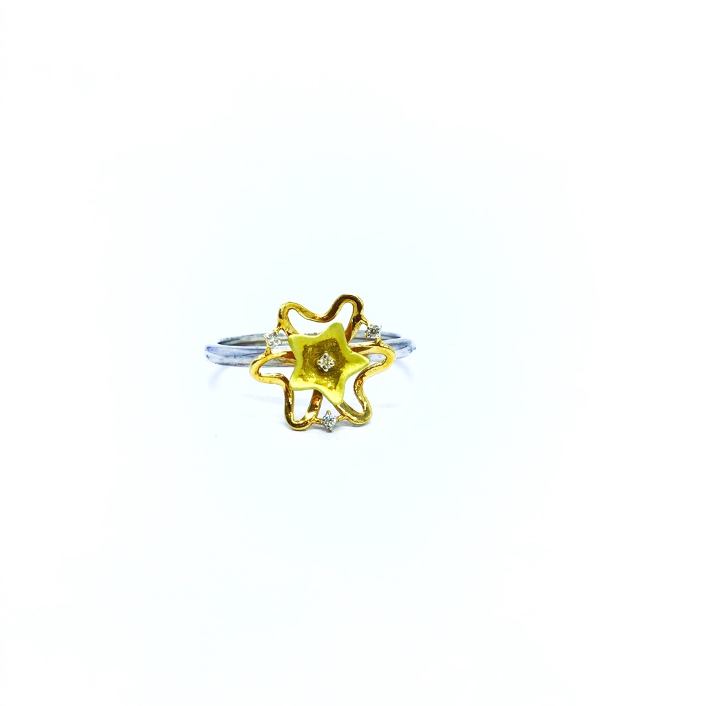 REAL DIAMOND FANCY STAR RING