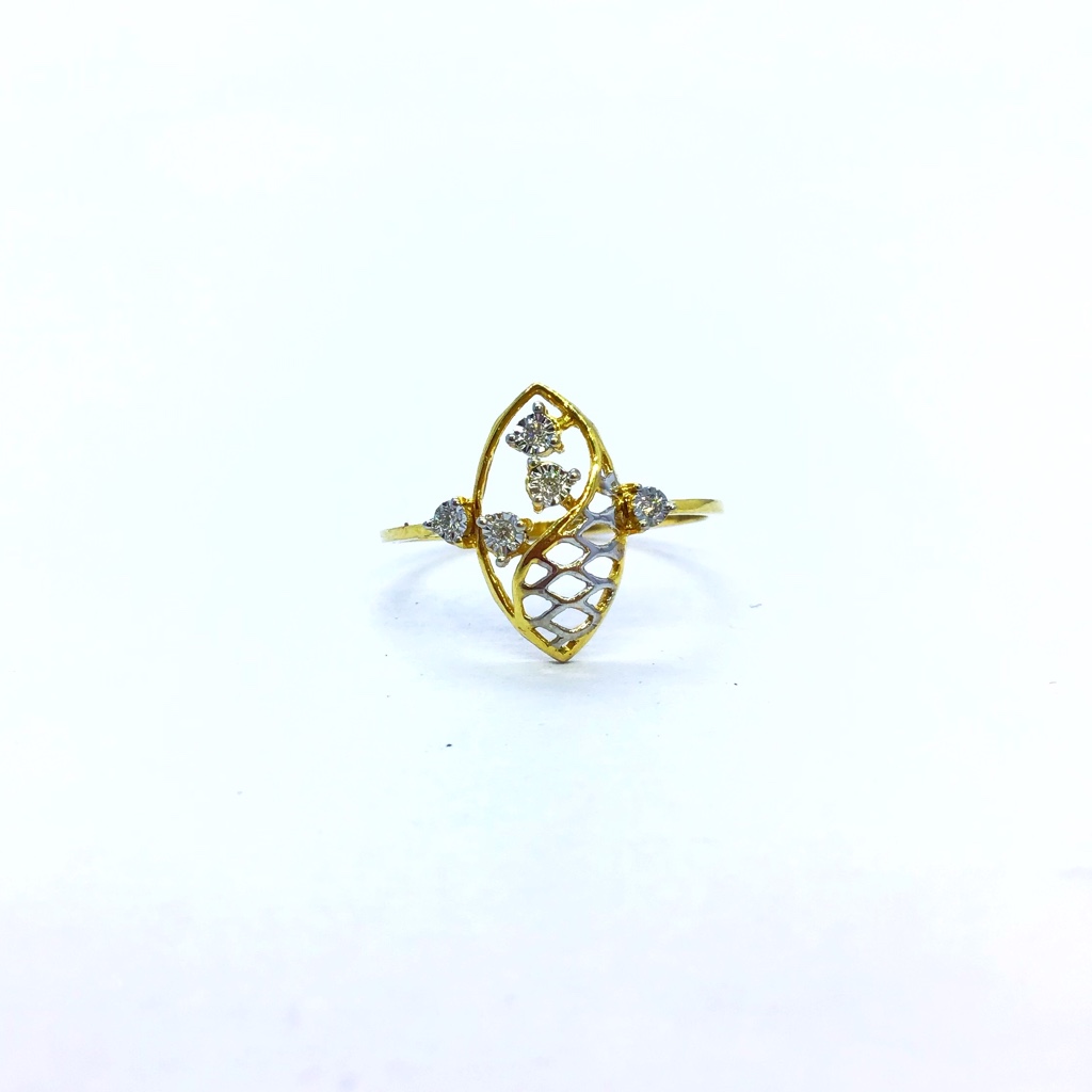 FANCY REAL DIAMOND RING
