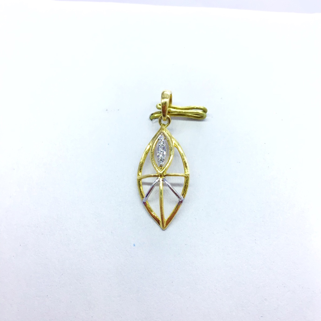 REAL DIAMOND PENDANT