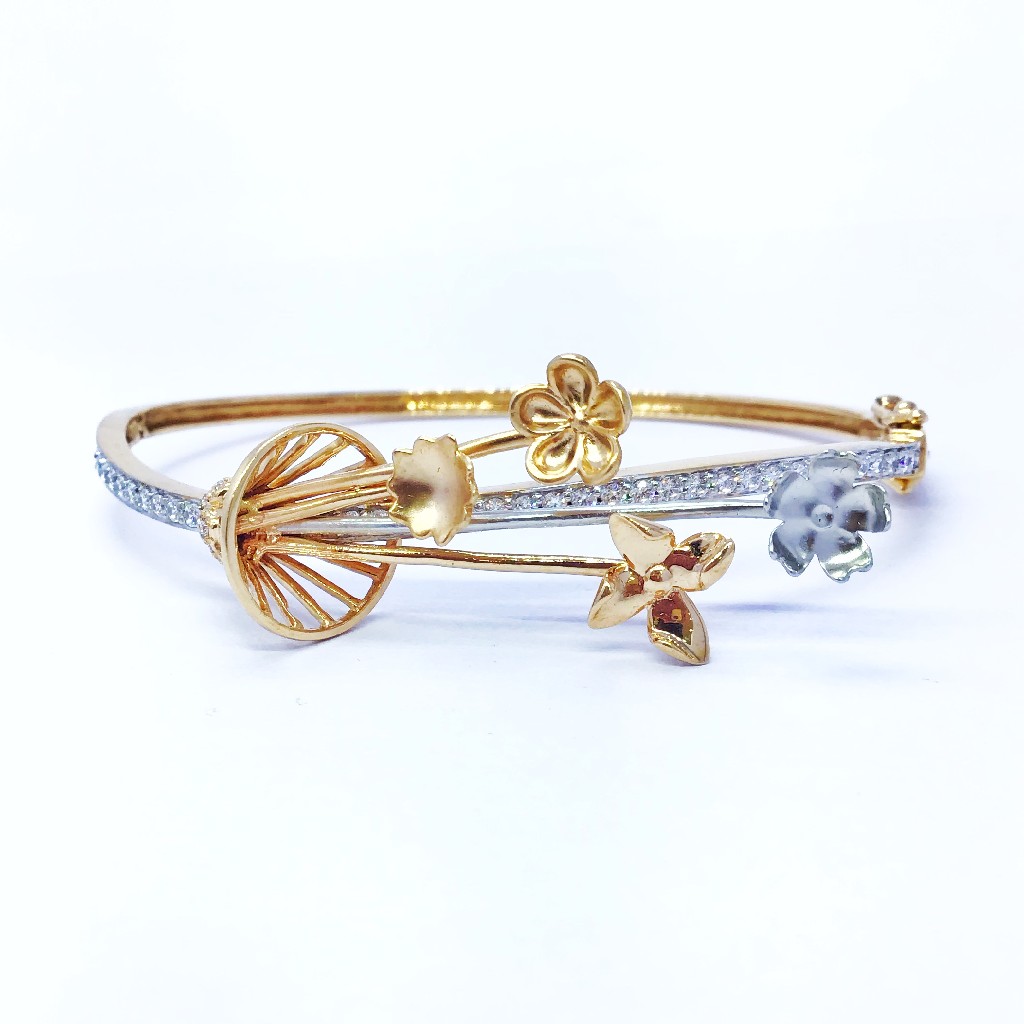 FANCY ROSE GOLD FLOWER KADA BRACELET