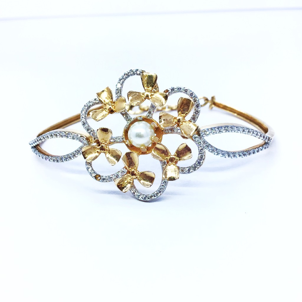 FANCY GOLD KADA BRACELET