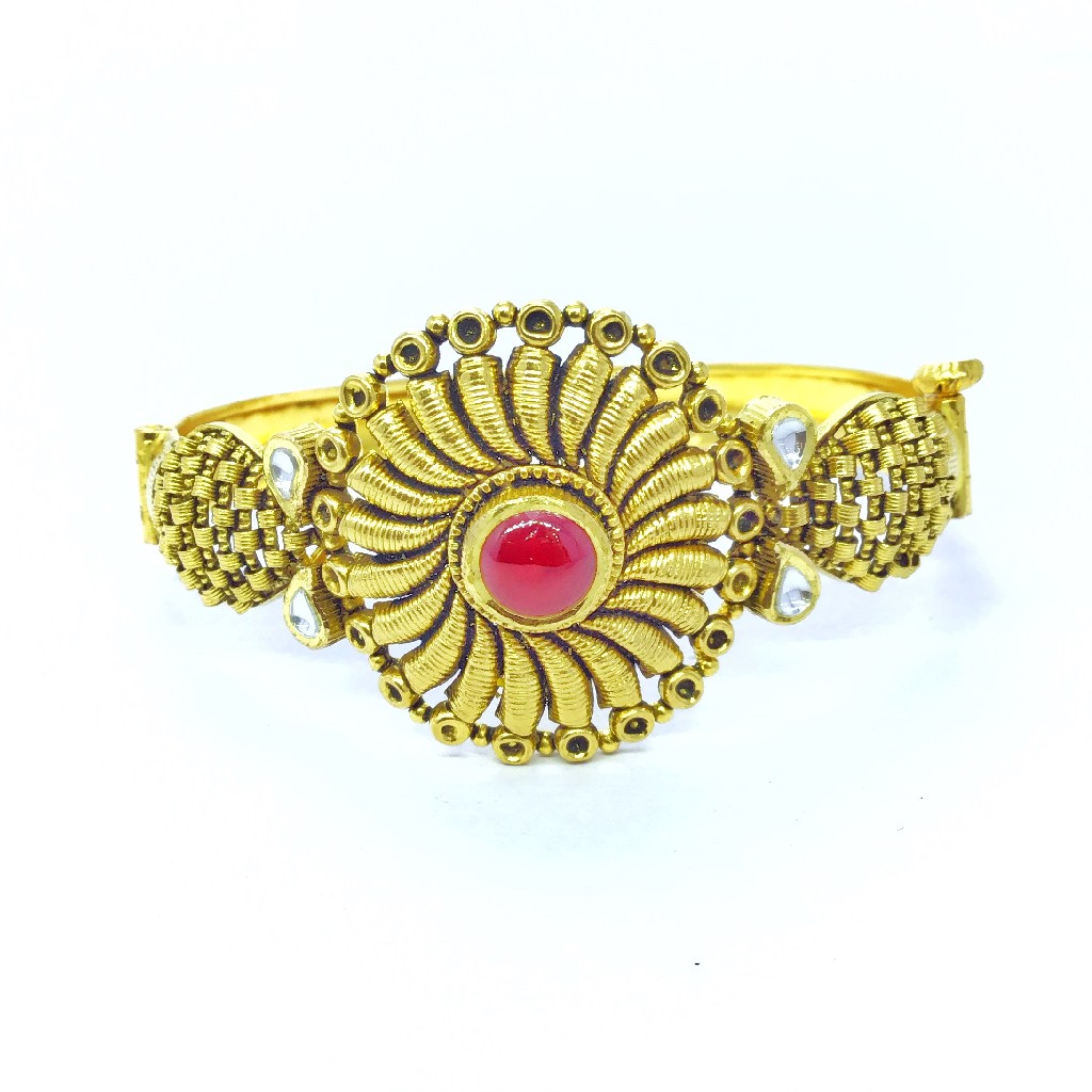 DESIGNING FANCY KADA BRACELET